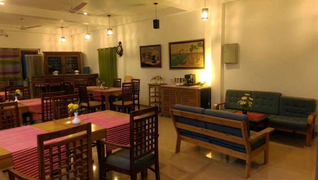 罗尼小屋 尼甘布 外观 照片