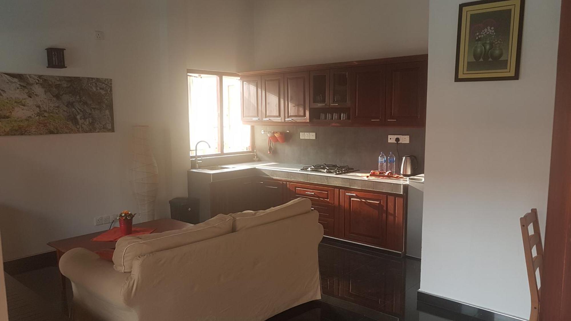 罗尼小屋 尼甘布 外观 照片