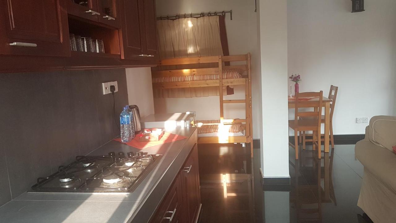 罗尼小屋 尼甘布 外观 照片